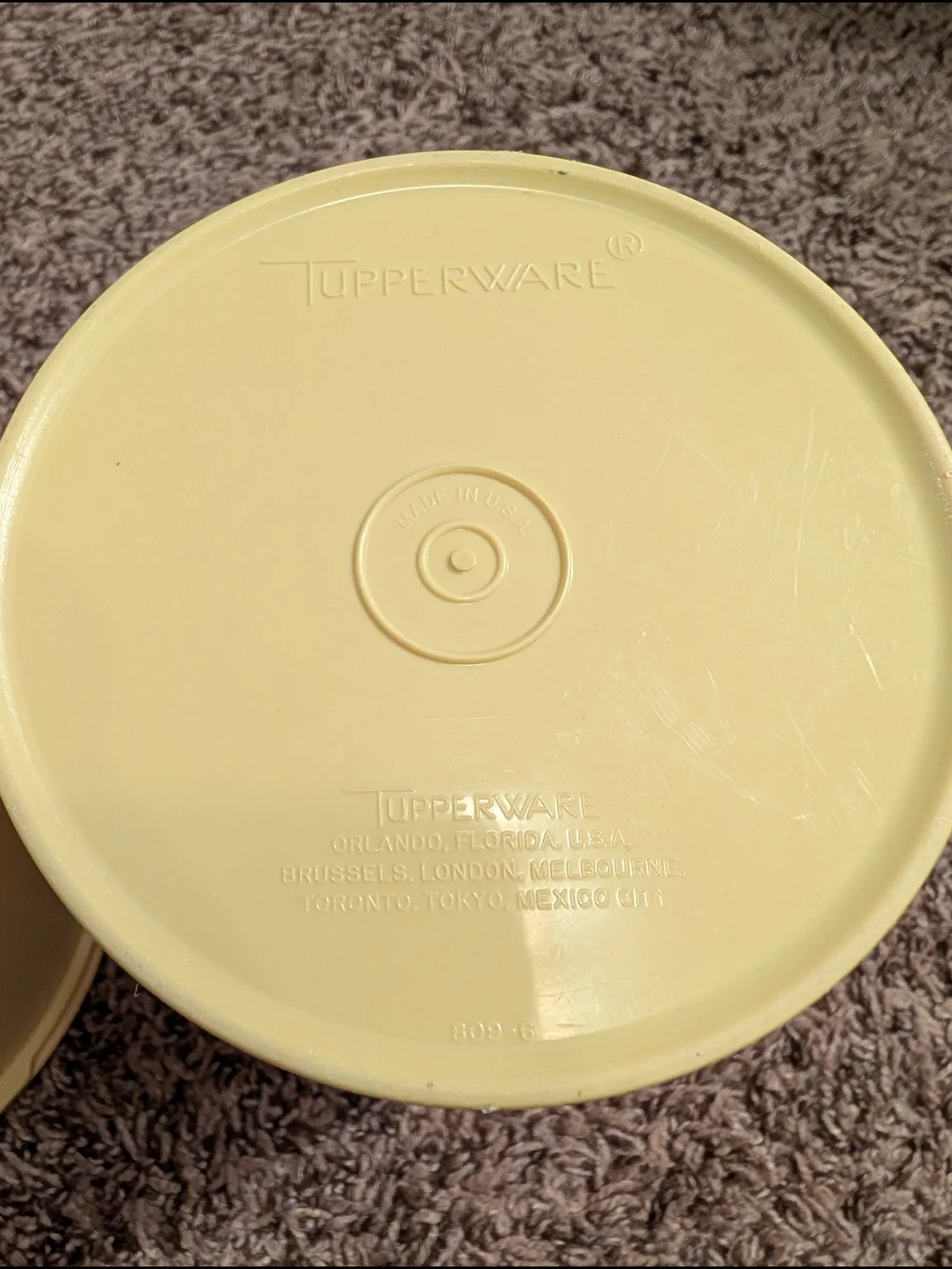 Tupperware pair storage